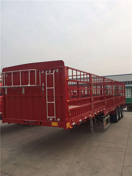 重型倉(cāng)柵式半掛車(chē)