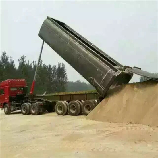 自卸半掛車(chē)圖片